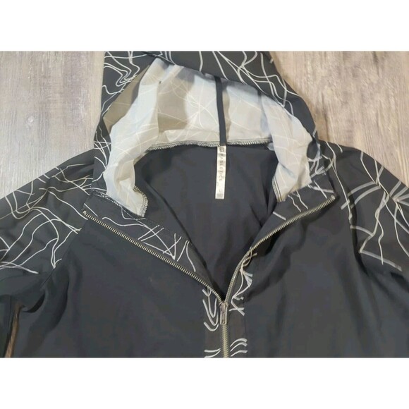 Fabletics Jiae Lightweight Jacket Black White Scribble Women's Size Large - Picture 9 of 15